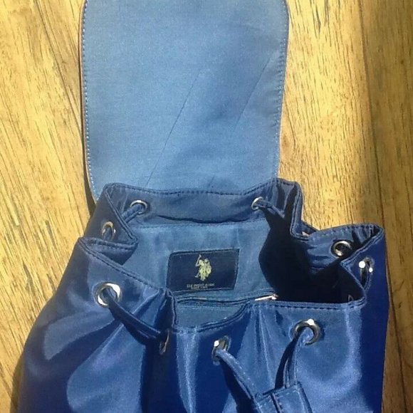 brand new U.S. Polo Assn NAVY BLUE and TAN Water-Resistant DRAWSTRING Backpack main image 5